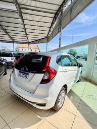 https://img.olx.com.br/thumbs256x256/93/936680210399178.jpg