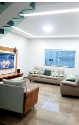 https://img.olx.com.br/thumbs256x256/93/937516407191230.jpg