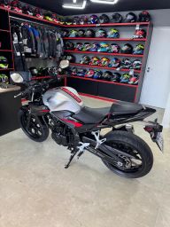 https://img.olx.com.br/thumbs256x256/93/937518768575093.jpg