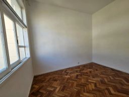 https://img.olx.com.br/thumbs256x256/93/937560648591509.jpg