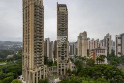 https://img.olx.com.br/thumbs256x256/93/937573527215136.jpg