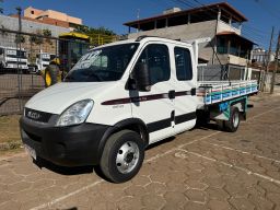 https://img.olx.com.br/thumbs256x256/93/938516663342538.jpg