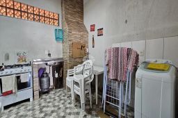https://img.olx.com.br/thumbs256x256/93/938533527883143.jpg