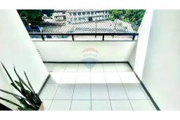 https://img.olx.com.br/thumbs256x256/93/938566167698474.jpg