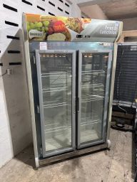 https://img.olx.com.br/thumbs256x256/93/938659303392424.jpg
