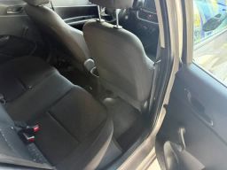 https://img.olx.com.br/thumbs256x256/93/938665325741065.jpg