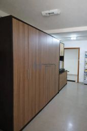 https://img.olx.com.br/thumbs256x256/93/938686167382970.jpg