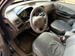 https://img.olx.com.br/thumbs256x256/93/938698187848752.jpg