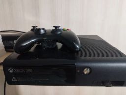 Xbox 360 DESTRAVADO com 2 controle e Kinect HD 1TB COM 650 JOGOS E 20000  CLASSICOS RETRÔ atenção 110volts - Games Você Compra Venda Troca e  Assistência de games em geral