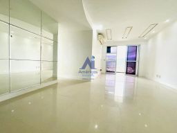 https://img.olx.com.br/thumbs256x256/94/940530270930570.jpg