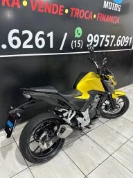https://img.olx.com.br/thumbs256x256/94/940550631003022.jpg