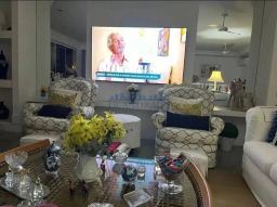 https://img.olx.com.br/thumbs256x256/94/940570406639462.jpg
