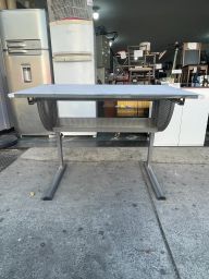 https://img.olx.com.br/thumbs256x256/94/940644191989952.jpg
