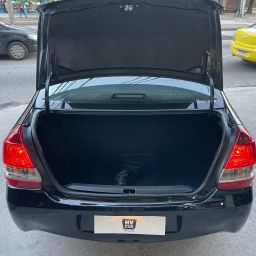 https://img.olx.com.br/thumbs256x256/94/940697215217456.jpg