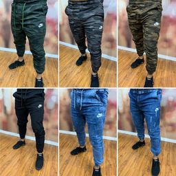 calça jogger camuflada nike