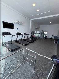 https://img.olx.com.br/thumbs256x256/94/942606678642378.jpg