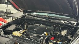 https://img.olx.com.br/thumbs256x256/94/942645654704406.jpg