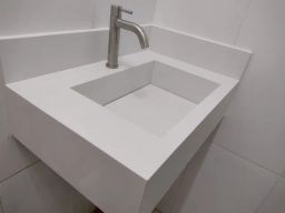https://img.olx.com.br/thumbs256x256/94/943476758552026.jpg