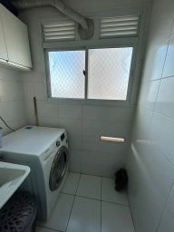 https://img.olx.com.br/thumbs256x256/94/943510284256057.jpg