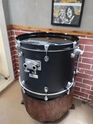 https://img.olx.com.br/thumbs256x256/94/943525731414268.jpg