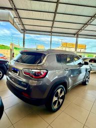 https://img.olx.com.br/thumbs256x256/94/943670011335802.jpg
