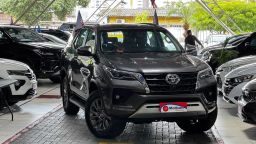https://img.olx.com.br/thumbs256x256/94/943685297313916.jpg