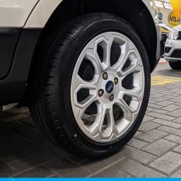 https://img.olx.com.br/thumbs256x256/94/943689672947379.jpg
