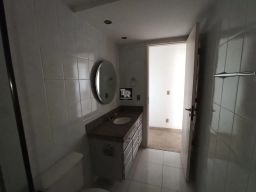 https://img.olx.com.br/thumbs256x256/94/944438479407582.jpg