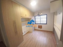 https://img.olx.com.br/thumbs256x256/94/946507884823774.jpg