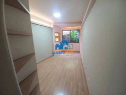 https://img.olx.com.br/thumbs256x256/94/946515641104805.jpg