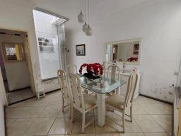 https://img.olx.com.br/thumbs256x256/94/946525273137501.jpg