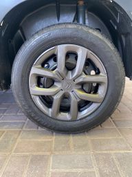https://img.olx.com.br/thumbs256x256/94/946684894605681.jpg