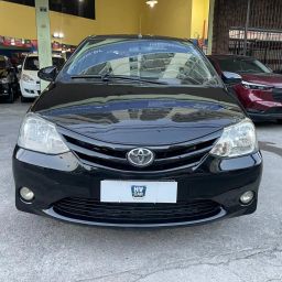 https://img.olx.com.br/thumbs256x256/94/947646211060381.jpg