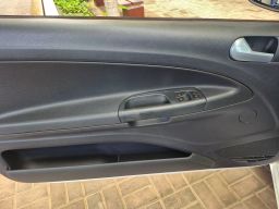 https://img.olx.com.br/thumbs256x256/94/947678066746937.jpg