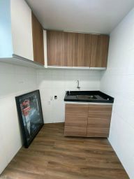 https://img.olx.com.br/thumbs256x256/94/948576286259411.jpg