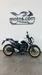 https://img.olx.com.br/thumbs256x256/94/948653411189246.jpg