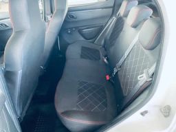 https://img.olx.com.br/thumbs256x256/94/948664408505374.jpg