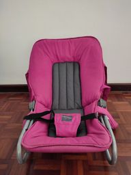 Título do anúncio: Cadeira de balanço e carro para bebê