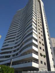 Título do anúncio: Apartamento para aluguel possui 235 metros quadrados com 3 quartos em Meireles - Fortaleza