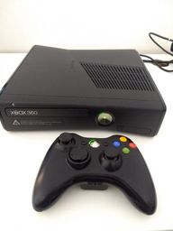 Título do anúncio: Xbox slim 360 com Kinect 