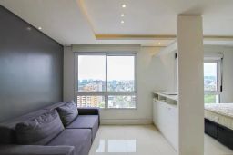 https://img.olx.com.br/thumbs256x256/95/951552522308121.jpg