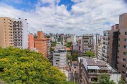 Título do anúncio: Apartamento 3 dormitórios bairro Petrópolis Porto Alegre. Próximo União Andar alto, Sacadã