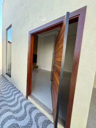 https://img.olx.com.br/thumbs256x256/95/953531405031009.jpg