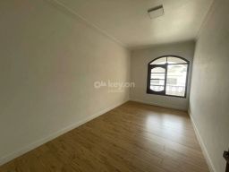 https://img.olx.com.br/thumbs256x256/95/955524647329176.jpg