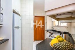 https://img.olx.com.br/thumbs256x256/95/956508516158415.jpg