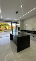 https://img.olx.com.br/thumbs256x256/95/958453338969342.jpg