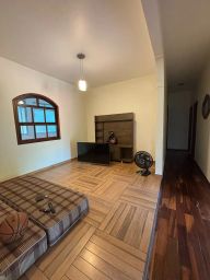https://img.olx.com.br/thumbs256x256/95/958515756928809.jpg