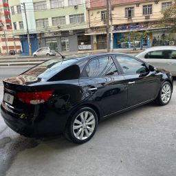 https://img.olx.com.br/thumbs256x256/95/958654435472829.jpg