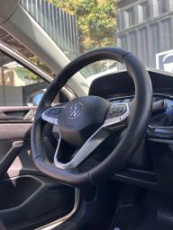 https://img.olx.com.br/thumbs256x256/95/958667323272924.jpg