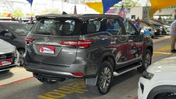 https://img.olx.com.br/thumbs256x256/95/958677058233564.jpg